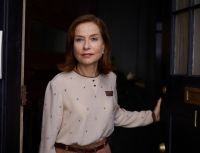 В объятиях лжи (2018)