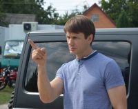 По разным берегам (2019)